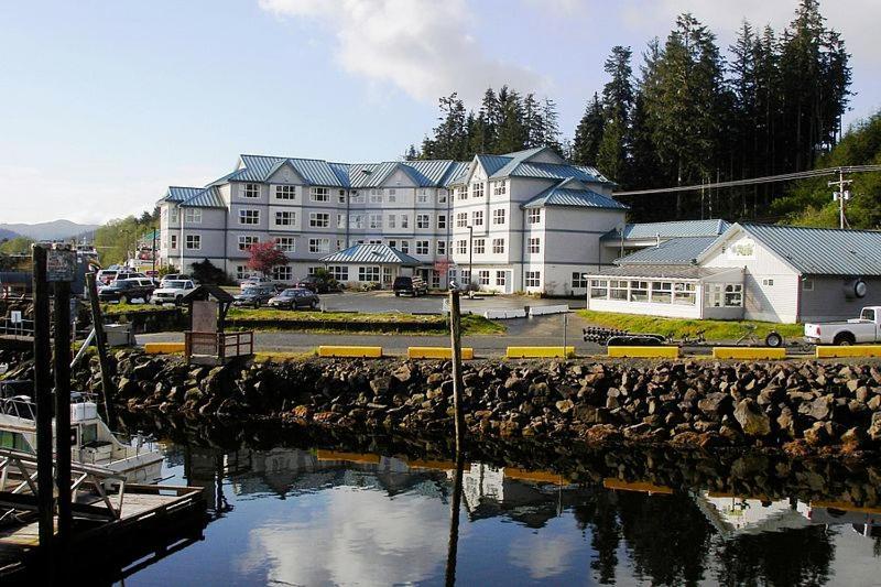 Quarterdeck Motel Port Hardy